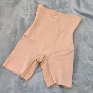 Honeylove Seamless Shapewear in Beige
